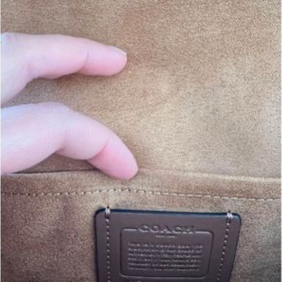 Authentic coach purse! Has label inside proving authenticity. Not used. Has tag - Picture 2 of 2